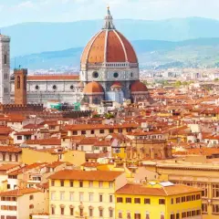 Blick auf Florenz mit dem Dom, ein schönes Ziel nach einer Zugfahrt von Berlin.