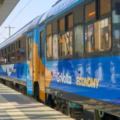 Der GoVolta Economy Zug steht bereit für die Fahrt von Hamburg nach Amsterdam.