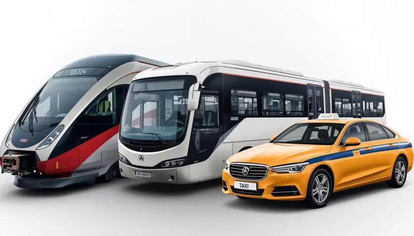 Moderner Zug, Bus und gelber Taxi in Slowenien.