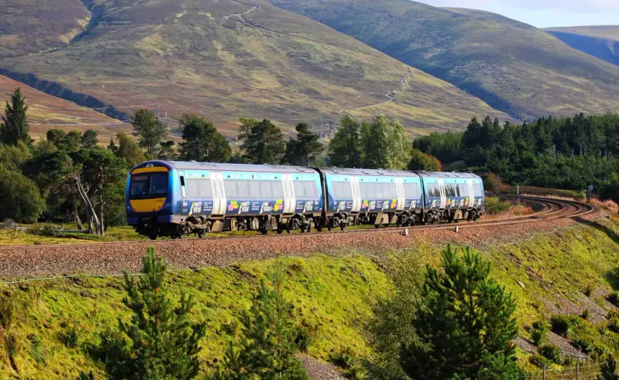 Bahnreisen Highlands - So wird deine Zugfahrt unvergesslich