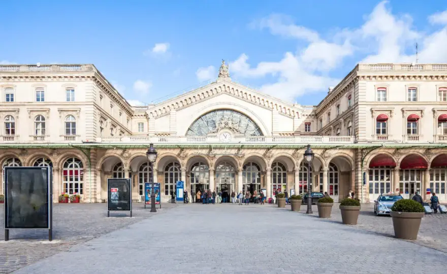 Paris Bahnhöfe - Welcher ist der beste für dein Zentrumsziel?