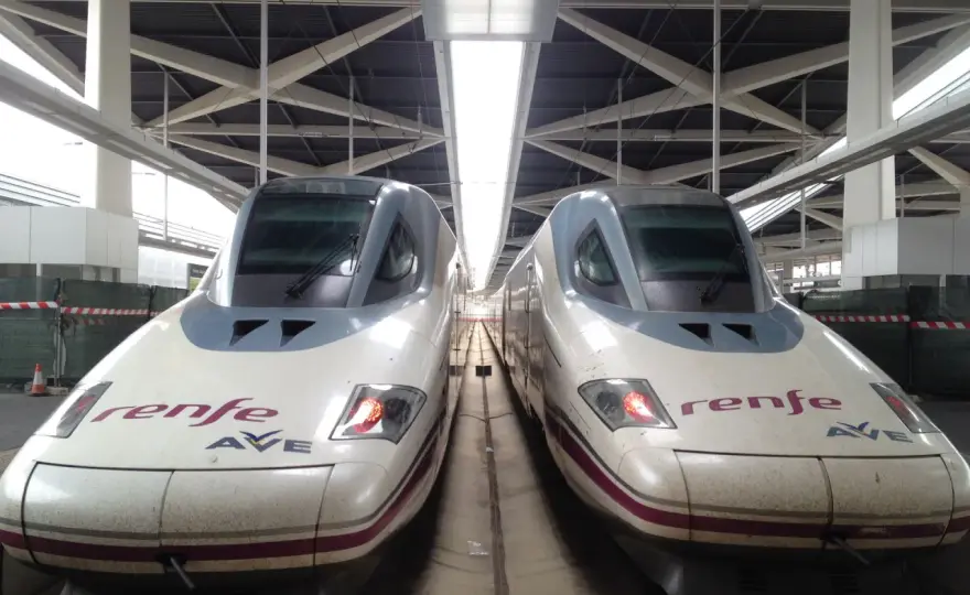 Valencia-Madrid Zug - Dein Guide für schnelle & günstige Reisen