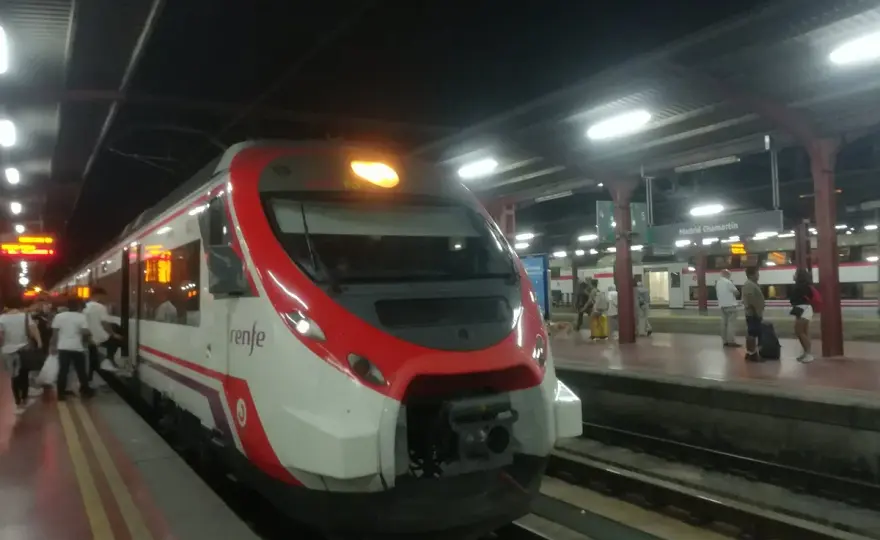 AVE Madrid - So reisen Sie clever & stressfrei
