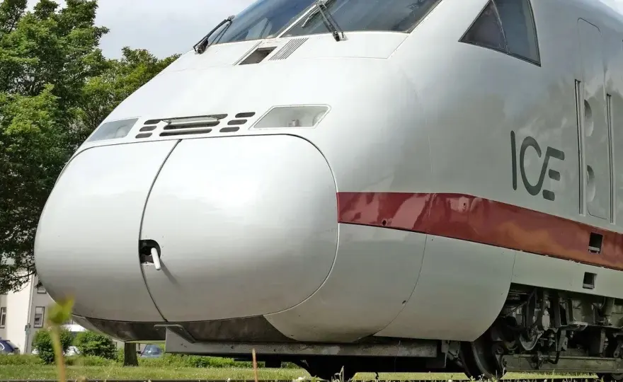 Bullet Train Deutschland - ICE, IC & mehr: Was wirklich zählt