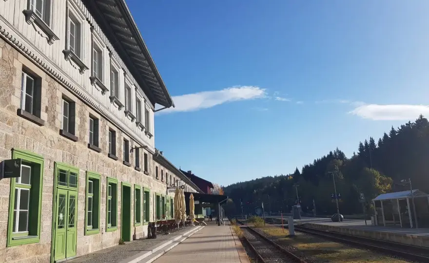 Grenzbahnhof Bayerisch Eisenstein - Dein Guide für Reise & Ausflug