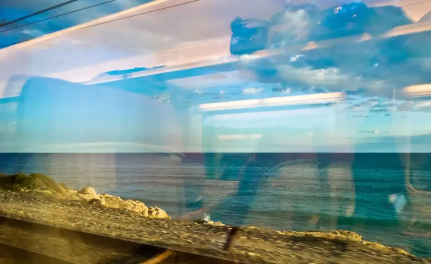 Von Hamburg ans Meer mit der Bahn - Routen & Tickets